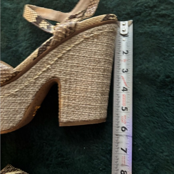 PRADA SHOES, PRE OWNED - Picture 2 of 10